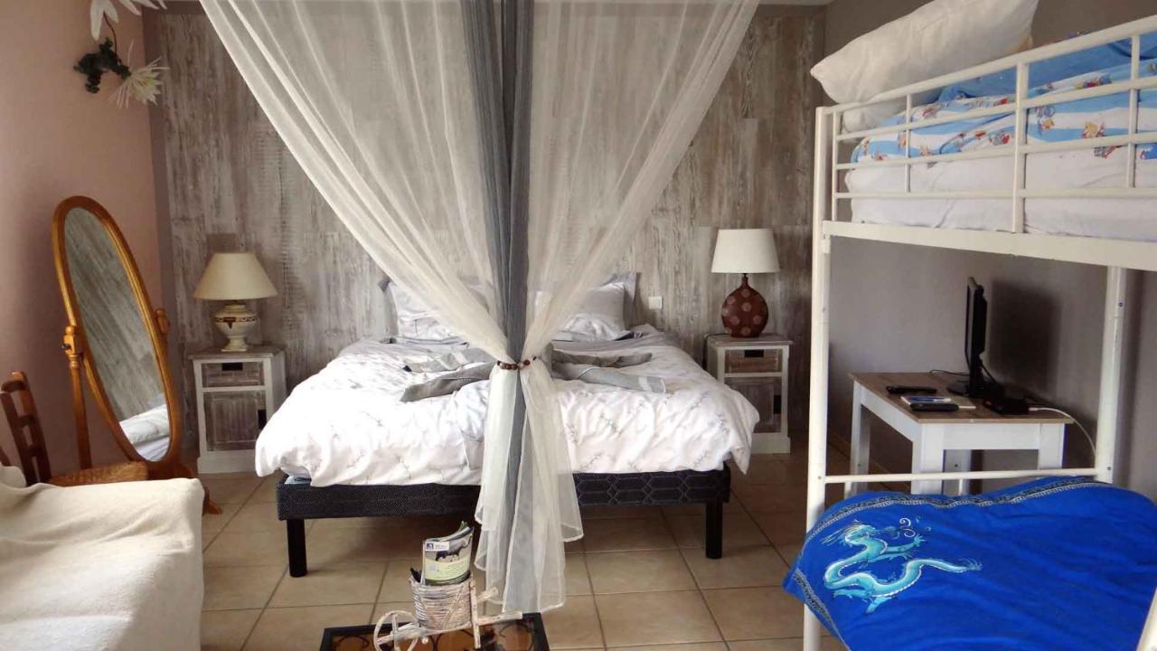 Alaguyauder La Chambre Chatillon-sur-Broue Exterior photo